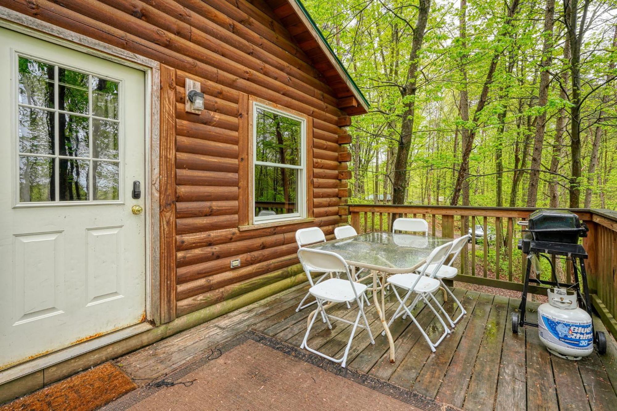 Blue Rose Cabins - Pine Ridge Cabin لوغان المظهر الخارجي الصورة