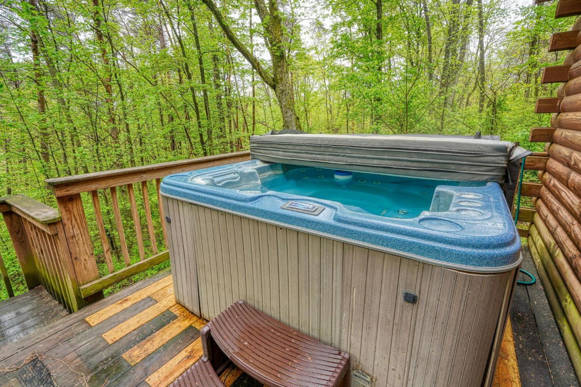 Blue Rose Cabins - Pine Ridge Cabin لوغان المظهر الخارجي الصورة