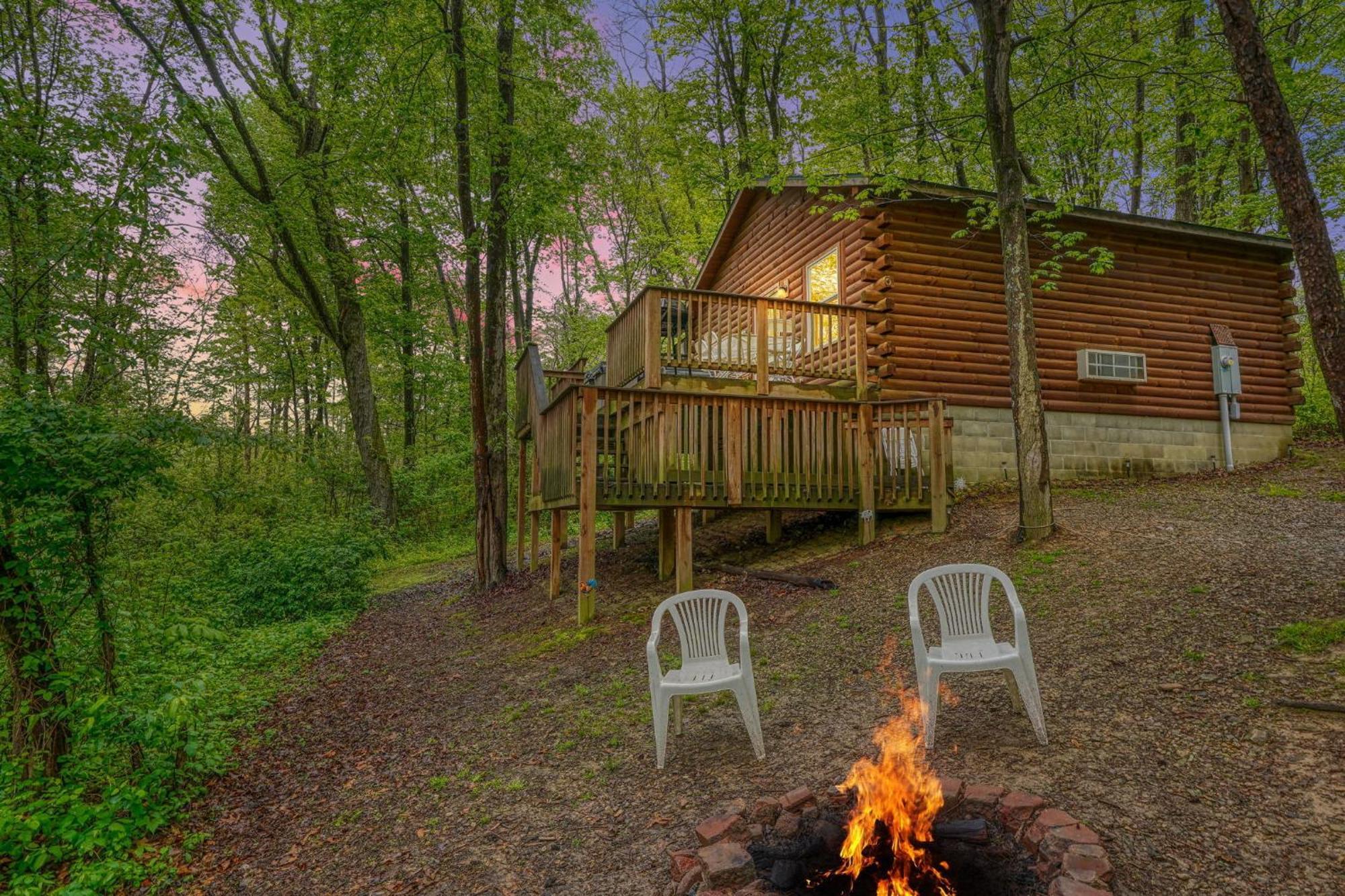 Blue Rose Cabins - Pine Ridge Cabin لوغان المظهر الخارجي الصورة